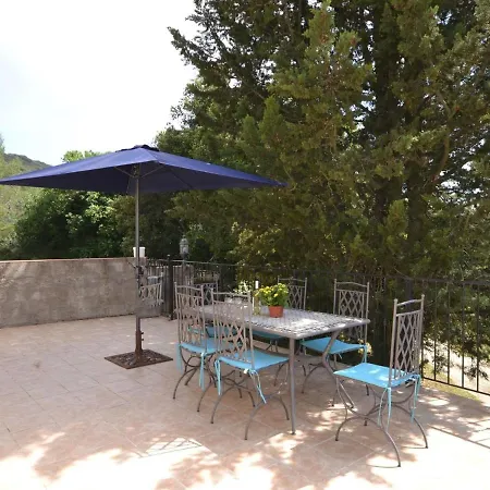 Flat With Private Pool In The Heart Of Nature *
