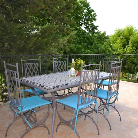 Flat With Private Pool In The Heart Of Nature *