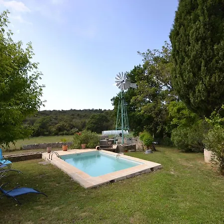 Flat With Private Pool In The Heart Of Nature Holiday home