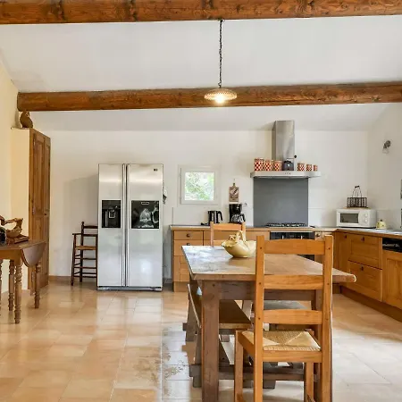 Flat With Private Pool In The Heart Of Nature Holiday home *